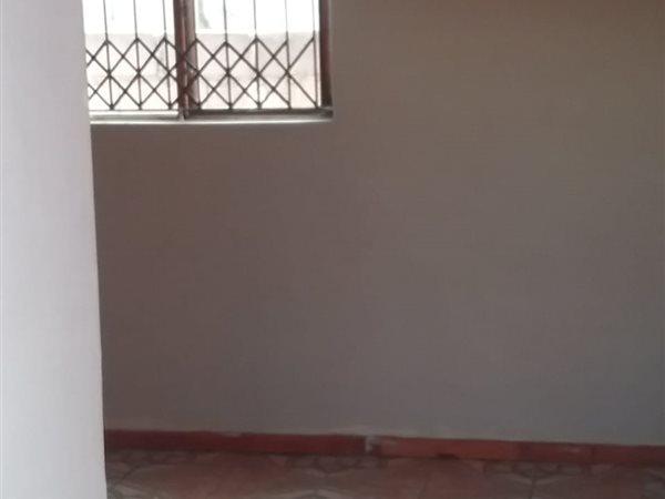4 Bedroom Property for Sale in Harare Western Cape